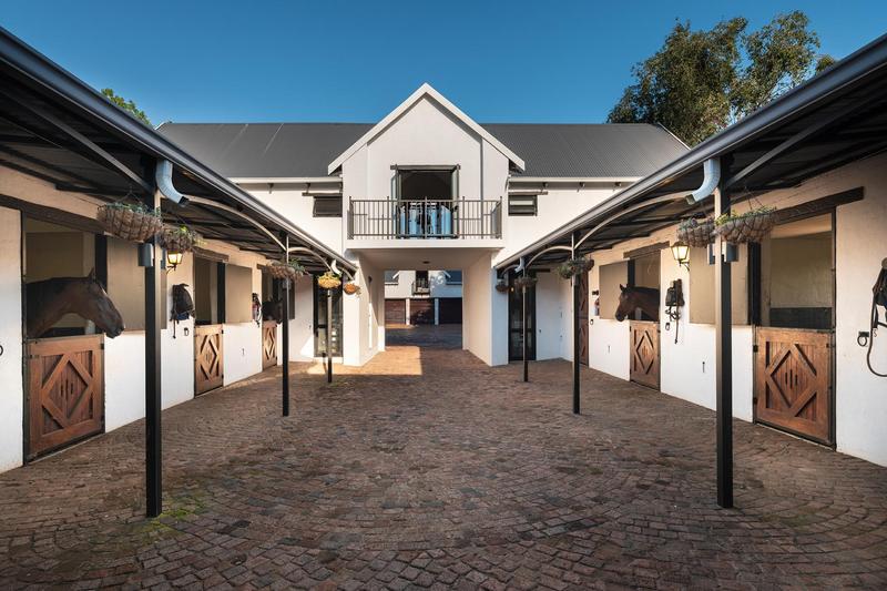 8 Bedroom Property for Sale in Beaulieu Gauteng