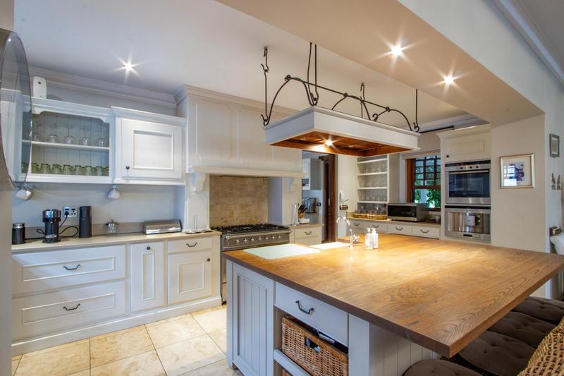 8 Bedroom Property for Sale in Beaulieu Gauteng