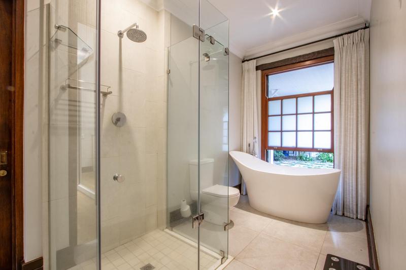 8 Bedroom Property for Sale in Beaulieu Gauteng