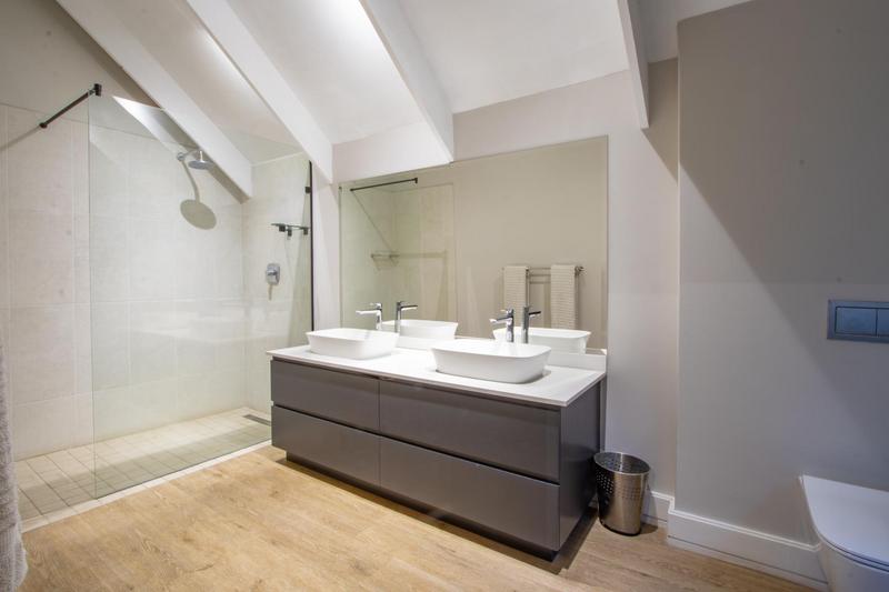 8 Bedroom Property for Sale in Beaulieu Gauteng