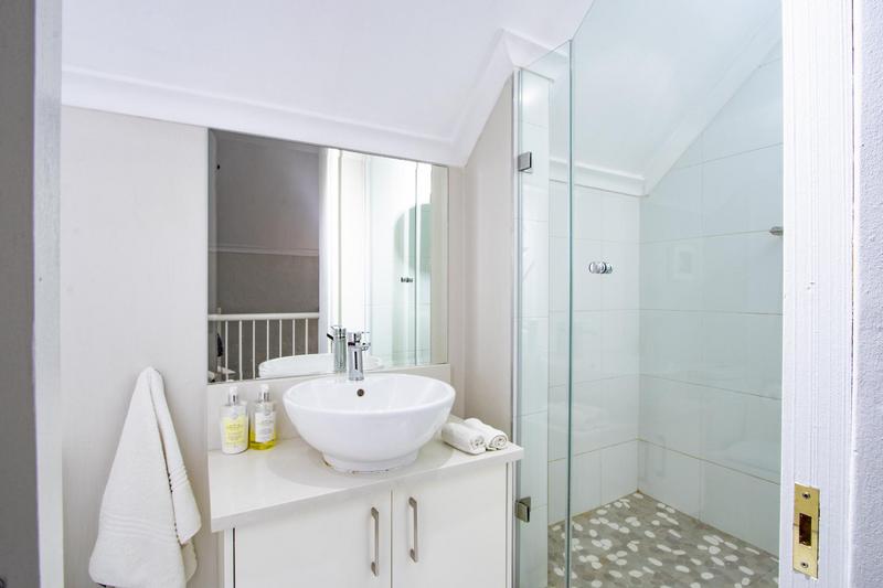 8 Bedroom Property for Sale in Beaulieu Gauteng
