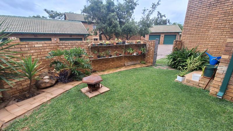 To Let 2 Bedroom Property for Rent in Moreleta Park Gauteng