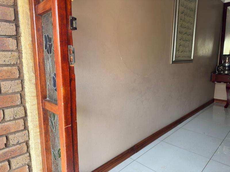 4 Bedroom Property for Sale in Laudium Gauteng