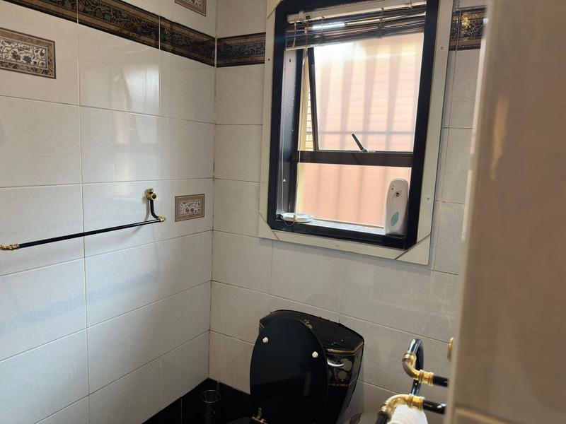 4 Bedroom Property for Sale in Laudium Gauteng