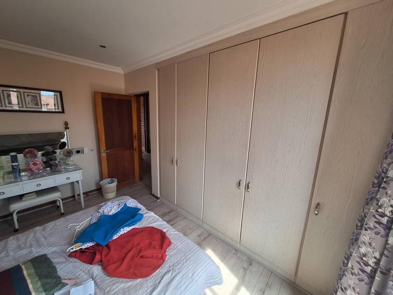 2 Bedroom Property for Sale in Newlands Gauteng