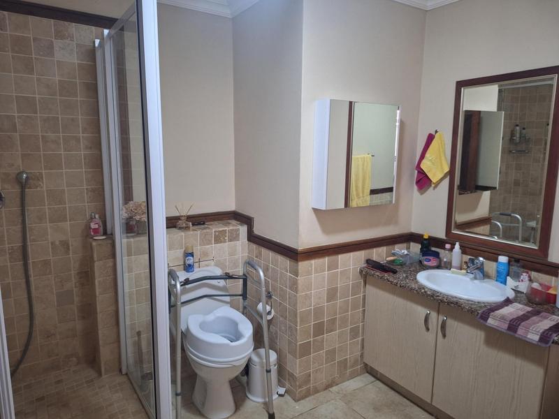 2 Bedroom Property for Sale in Newlands Gauteng