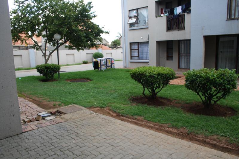 2 Bedroom Property for Sale in Beyers Park Gauteng