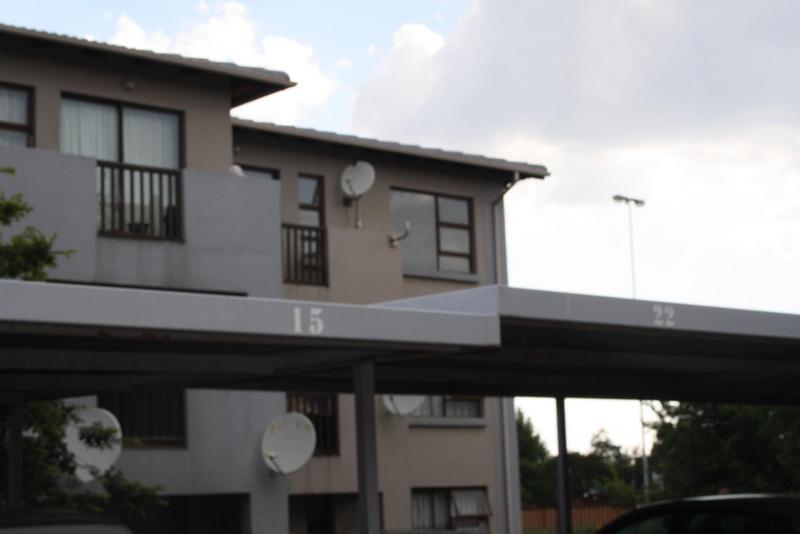 2 Bedroom Property for Sale in Beyers Park Gauteng