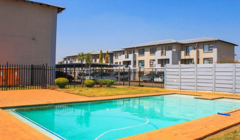 2 Bedroom Property for Sale in Beyers Park Gauteng