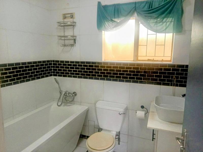 4 Bedroom Property for Sale in Sunnyrock Gauteng