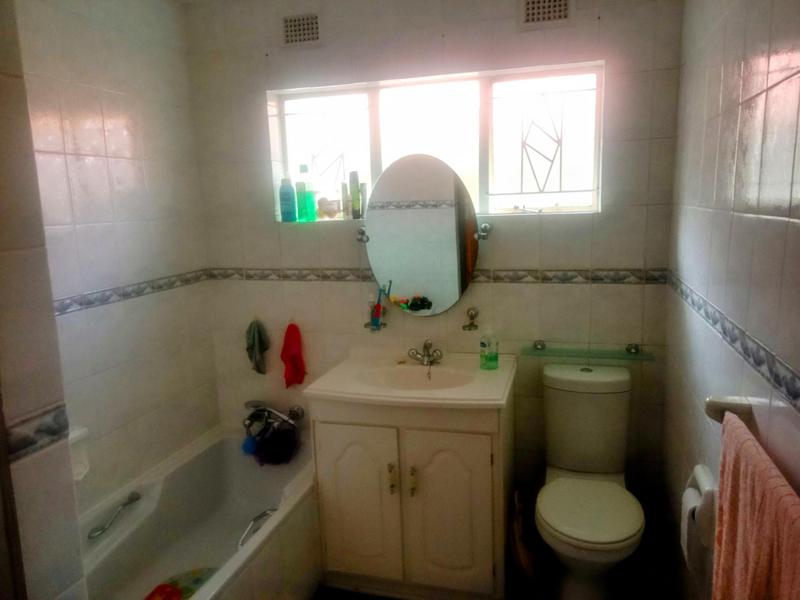 4 Bedroom Property for Sale in Sunnyrock Gauteng