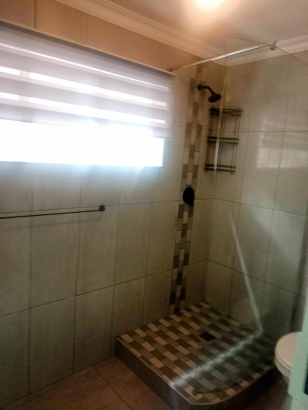 4 Bedroom Property for Sale in Sunnyrock Gauteng