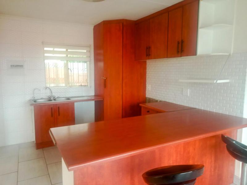 4 Bedroom Property for Sale in Sunnyrock Gauteng