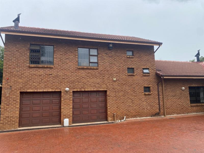 5 Bedroom Property for Sale in Raslouw Gauteng