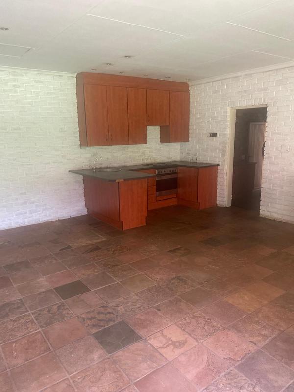 5 Bedroom Property for Sale in Raslouw Gauteng