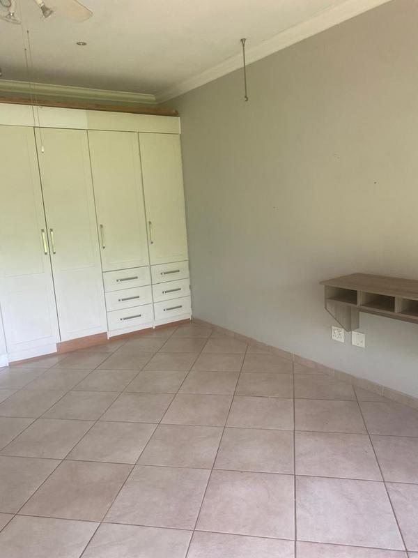 5 Bedroom Property for Sale in Raslouw Gauteng