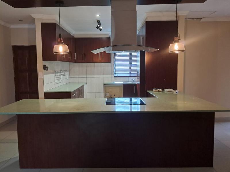 3 Bedroom Property for Sale in Buccleuch Gauteng