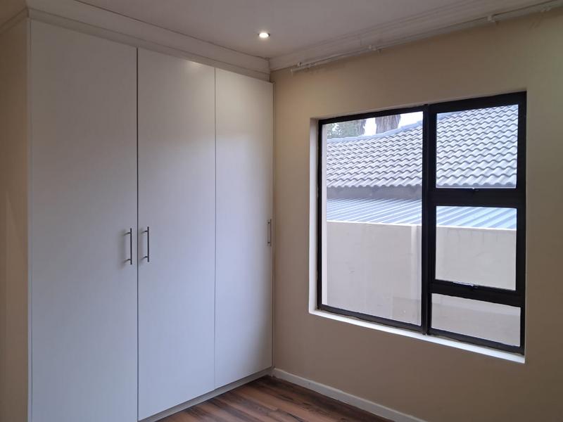 3 Bedroom Property for Sale in Buccleuch Gauteng