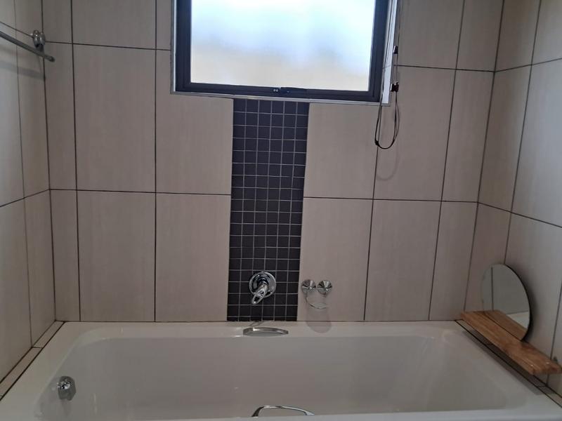 3 Bedroom Property for Sale in Buccleuch Gauteng