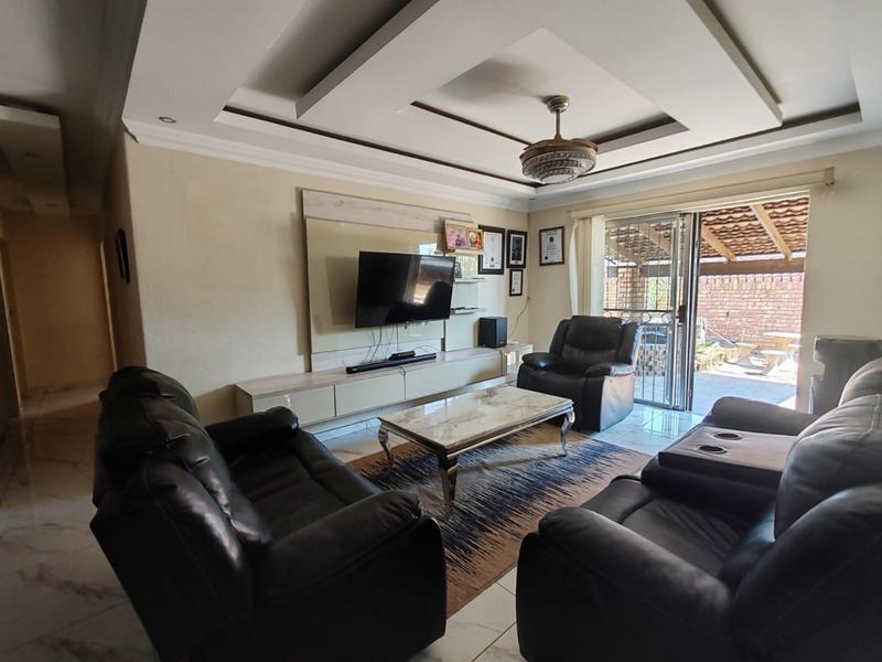 3 Bedroom Property for Sale in Booysens Gauteng