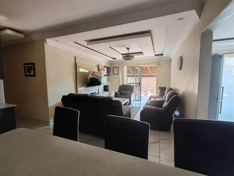 3 Bedroom Property for Sale in Booysens Gauteng