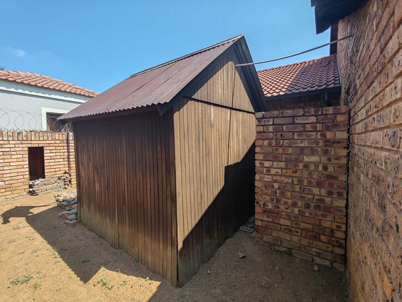 3 Bedroom Property for Sale in Booysens Gauteng