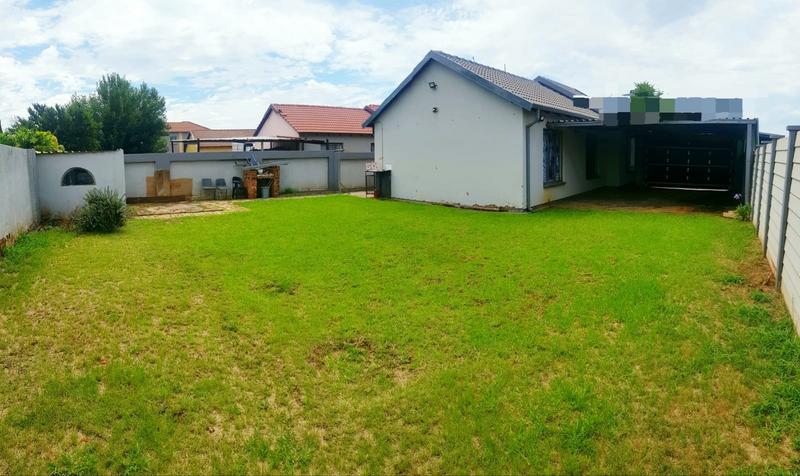 3 Bedroom Property for Sale in Kirkney Gauteng