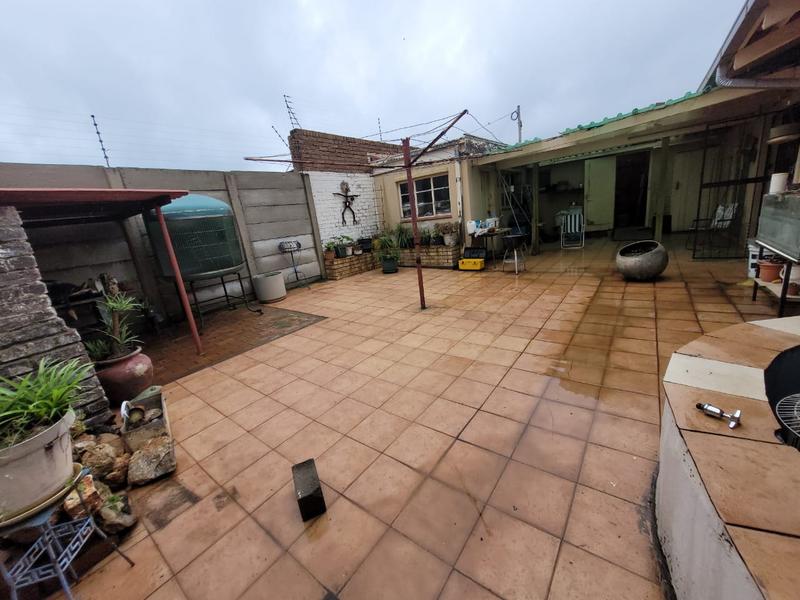 3 Bedroom Property for Sale in Casseldale Gauteng