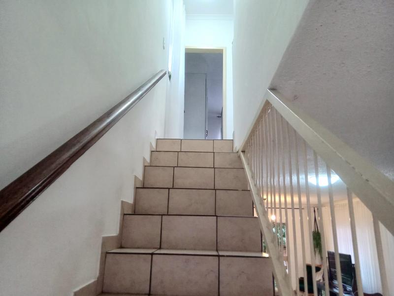2 Bedroom Property for Sale in Wierda Park Gauteng
