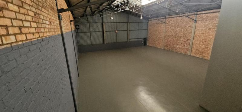 To Let commercial Property for Rent in Randjespark Gauteng