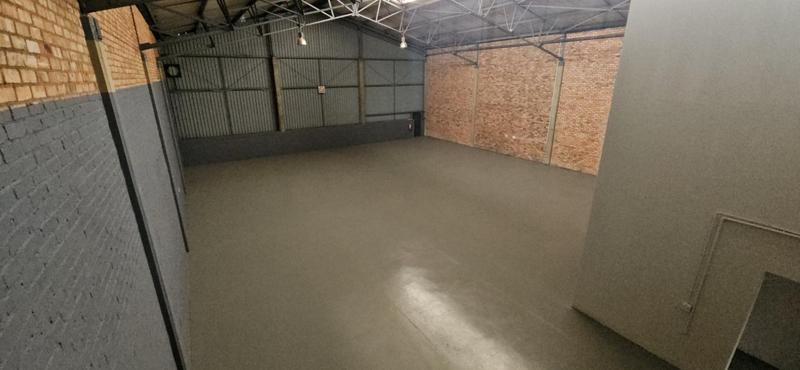 To Let commercial Property for Rent in Randjespark Gauteng