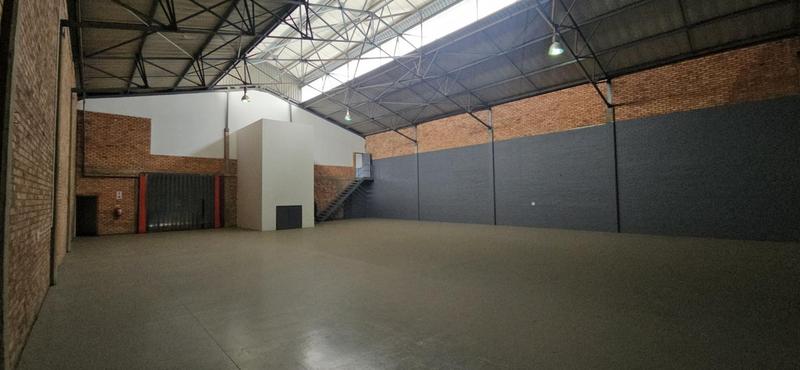 To Let commercial Property for Rent in Randjespark Gauteng