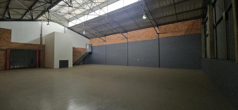 To Let commercial Property for Rent in Randjespark Gauteng