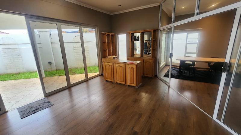 3 Bedroom Property for Sale in Alberante Gauteng