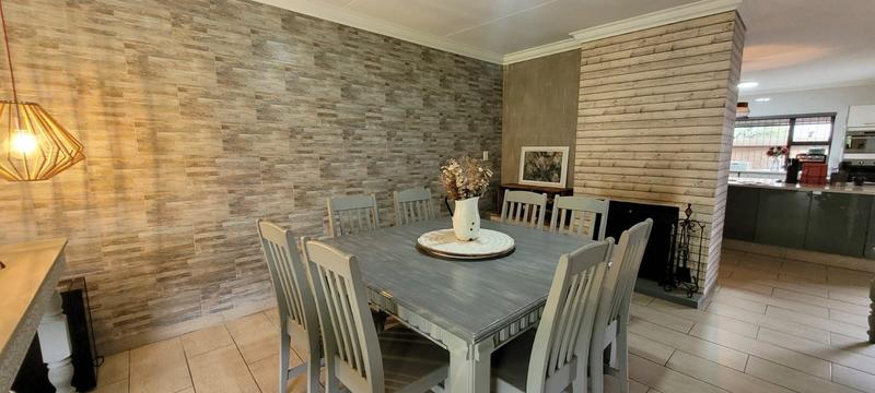 4 Bedroom Property for Sale in Verwoerdpark Gauteng