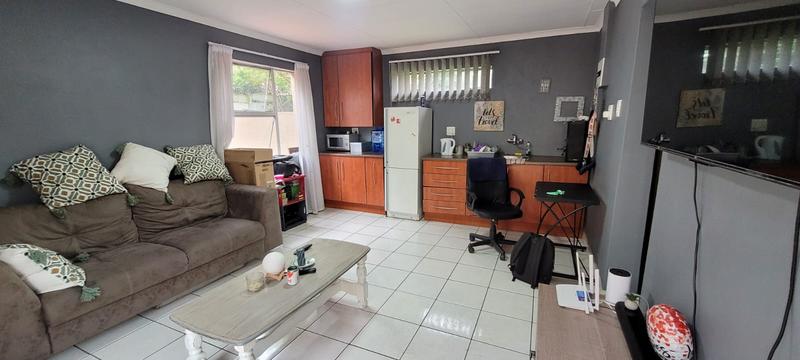 4 Bedroom Property for Sale in Verwoerdpark Gauteng