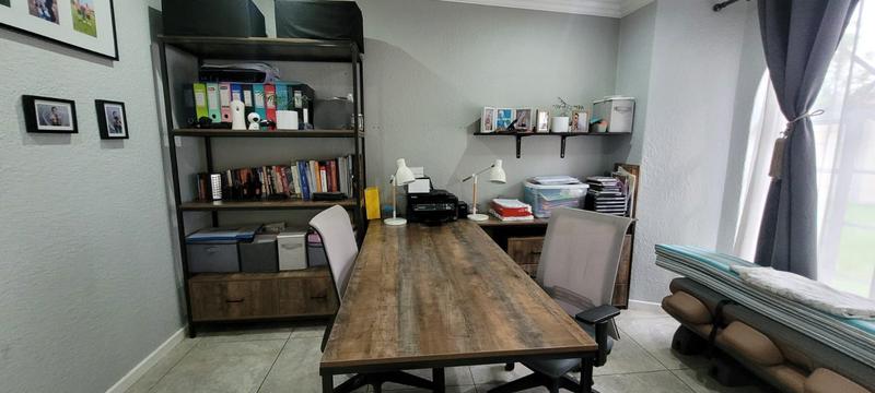 4 Bedroom Property for Sale in Verwoerdpark Gauteng