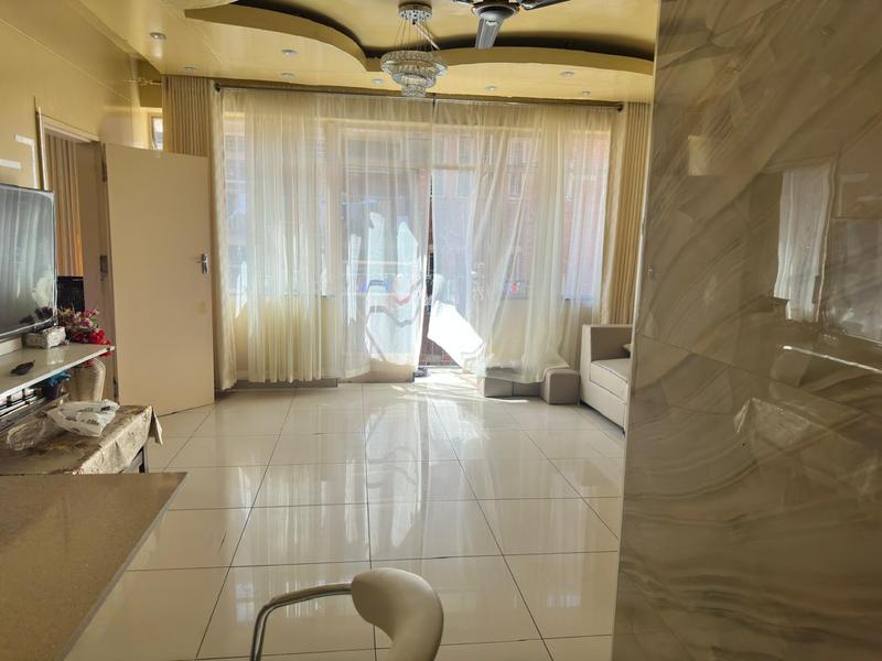 2 Bedroom Property for Sale in Laudium Gauteng