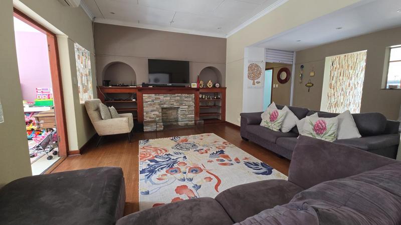 4 Bedroom Property for Sale in Kensington Gauteng