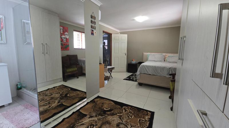 4 Bedroom Property for Sale in Kensington Gauteng
