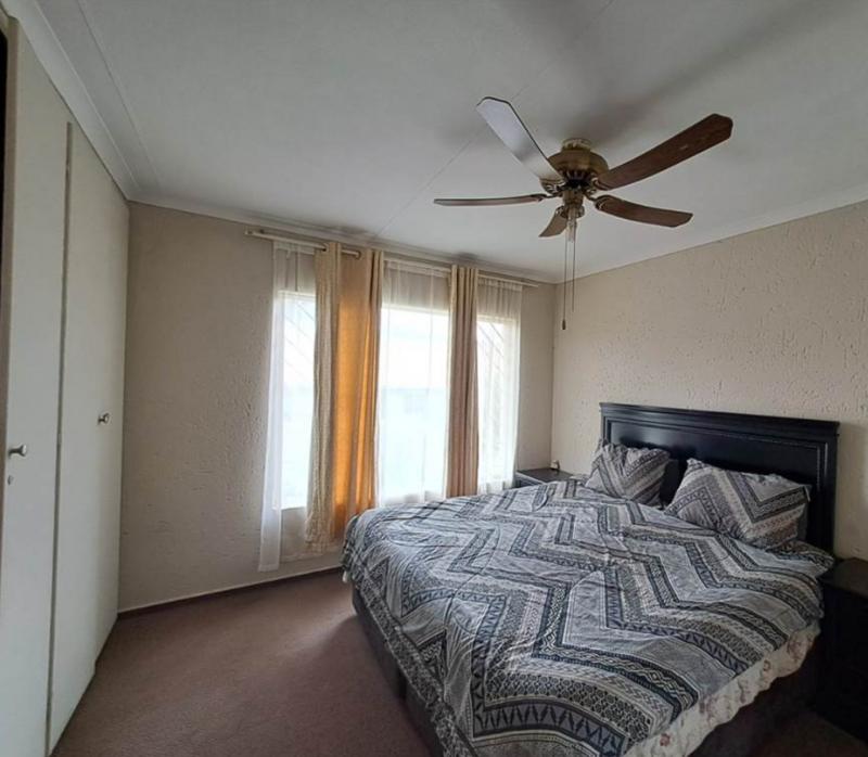 3 Bedroom Property for Sale in Isandovale Gauteng