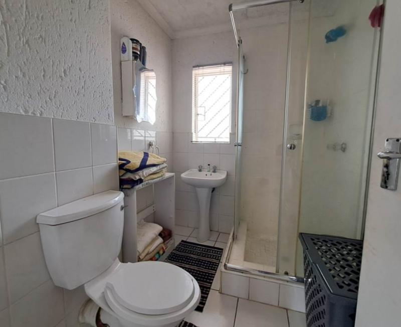 3 Bedroom Property for Sale in Isandovale Gauteng
