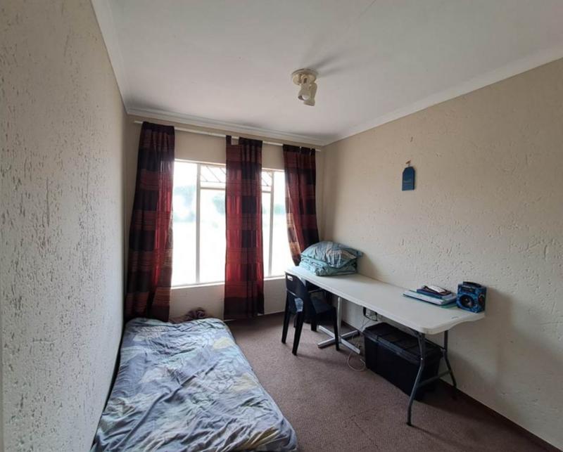 3 Bedroom Property for Sale in Isandovale Gauteng