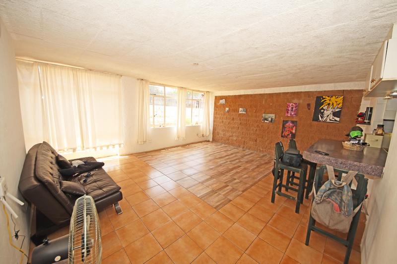 1 Bedroom Property for Sale in Symhurst Gauteng
