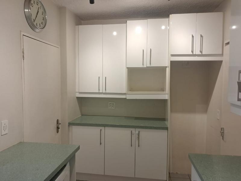 To Let 2 Bedroom Property for Rent in Sandton Central Gauteng