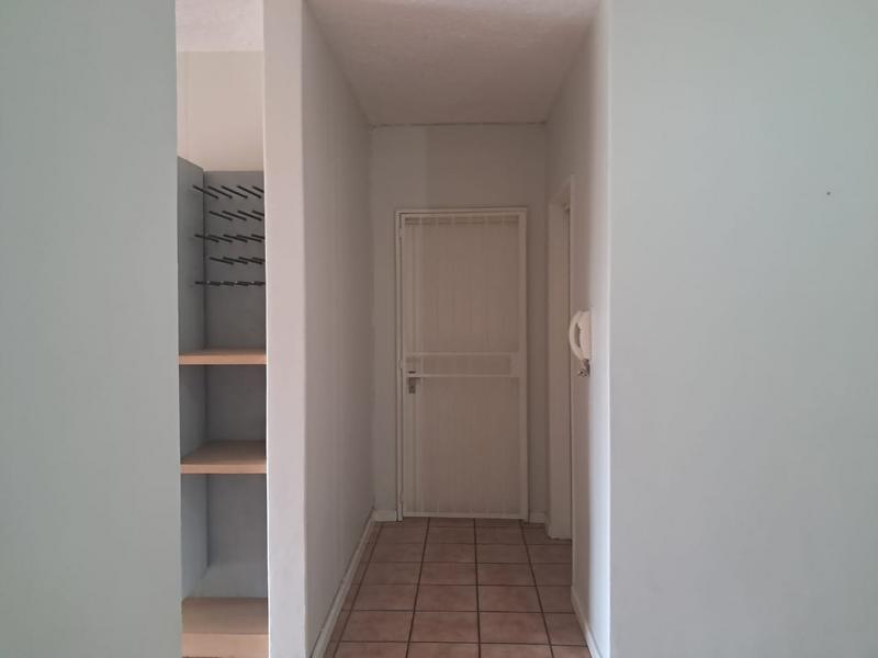To Let 2 Bedroom Property for Rent in Sandton Central Gauteng