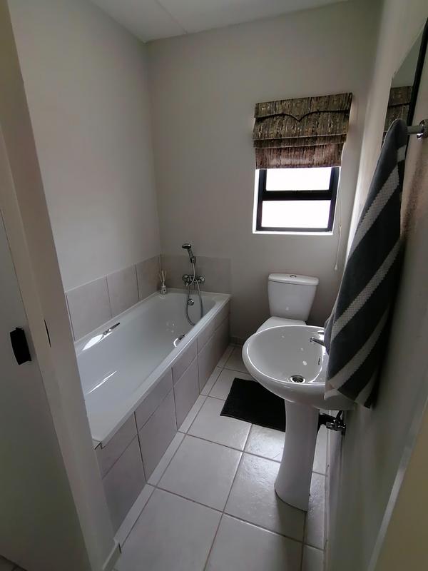 3 Bedroom Property for Sale in Kenleaf Gauteng