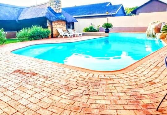 3 Bedroom Property for Sale in Greenhills Gauteng