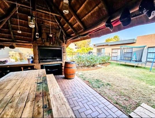 3 Bedroom Property for Sale in Greenhills Gauteng