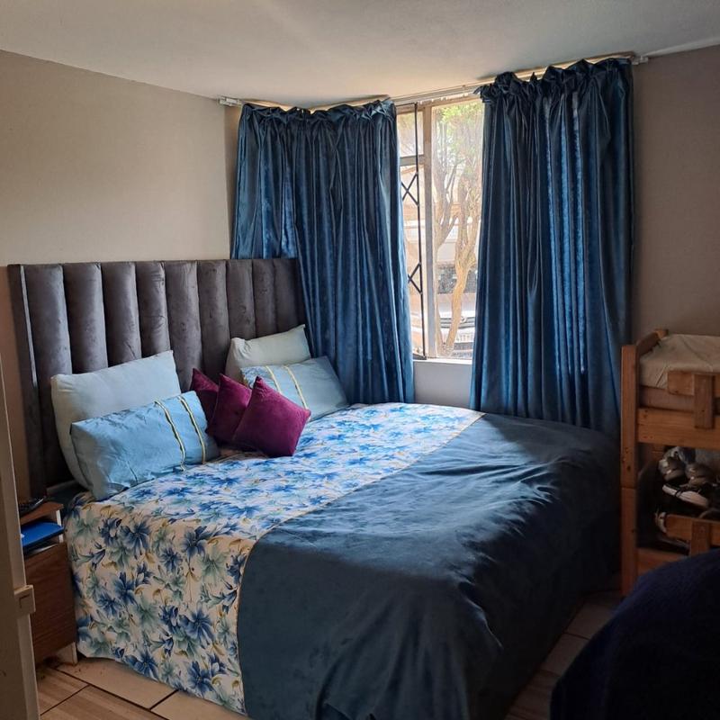 2 Bedroom Property for Sale in Florida Gauteng
